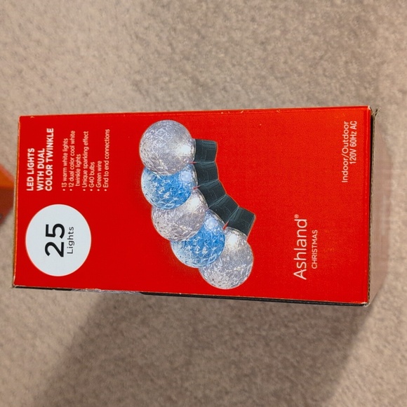 LED Dual Color Twinkle Christmas Lights in White and Blue NEW (set #2) - Picture 4 of 8